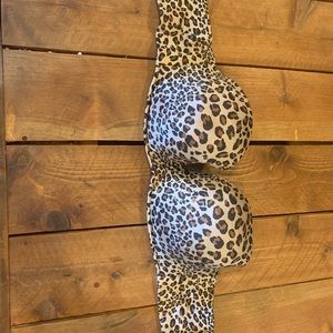 Leopard print strapless bra